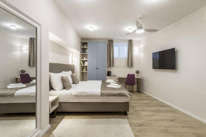 BnB für 3 Personen, mit Terrasse in Split