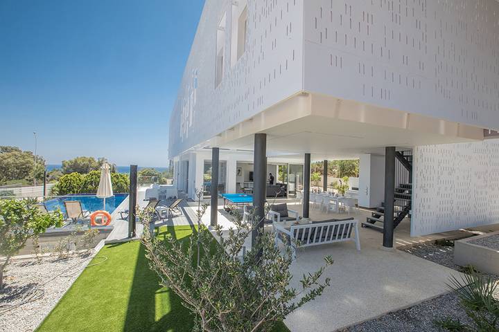 Villa for 13 people, with Balcony and Garden in Cyprus