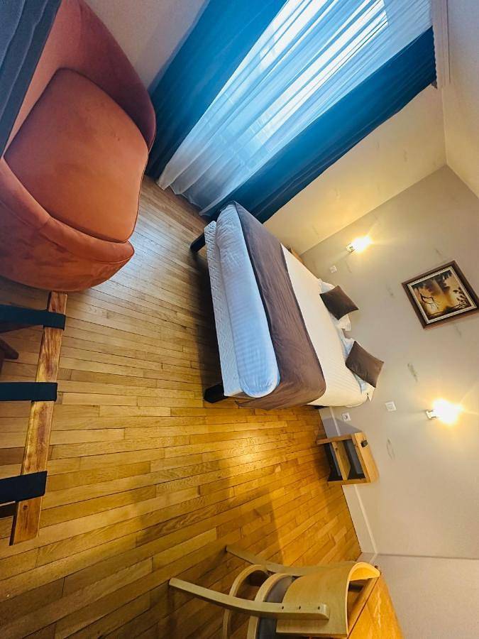 Location de vacances pour 20 personnes, avec jardin ainsi que jacuzzi et sauna à Rupt-sur-Moselle - 4