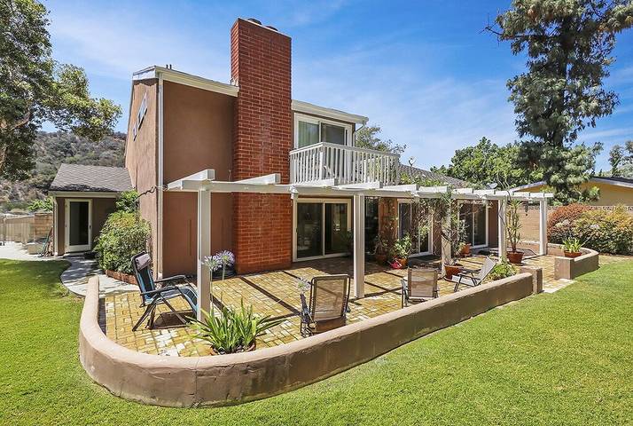 Location de vacances pour 16 personnes, avec jardin et balcon, animaux acceptés dans Topanga