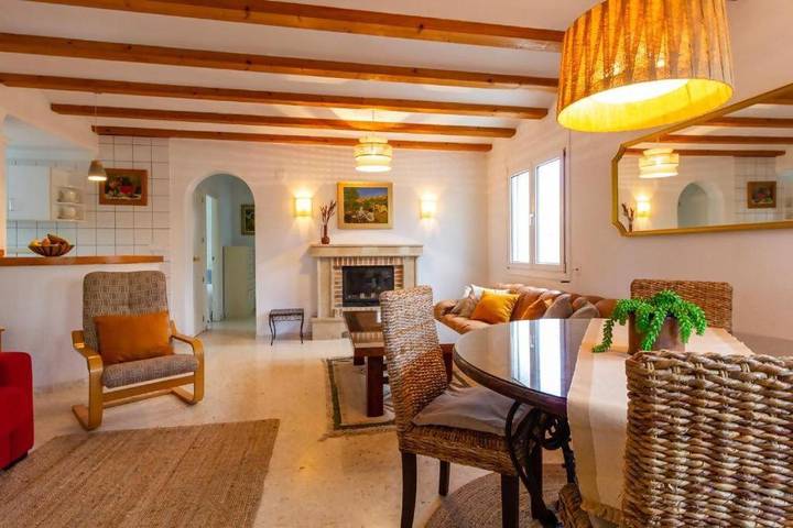 Chalet für 4 Personen, mit Terrasse und Garten in Oliva - 2