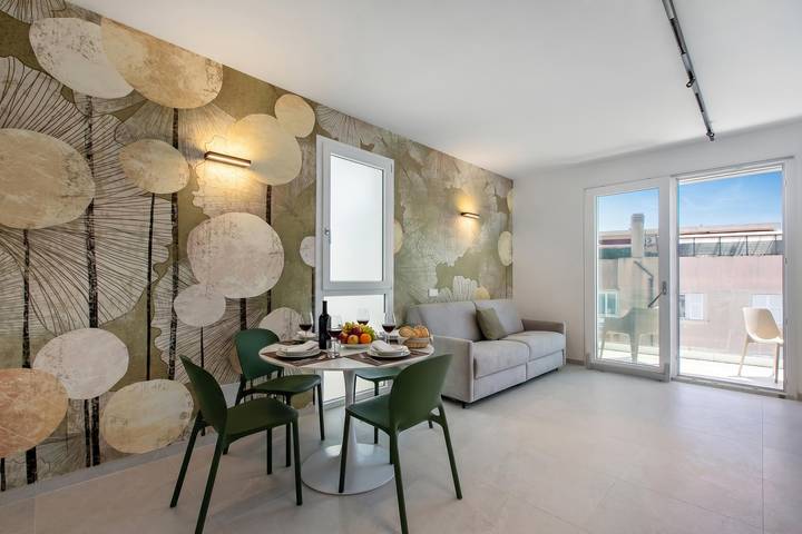 Ferienwohnung für 4 Personen, mit Balkon und Kinderpool in Finale Ligure Gemeinde - 2