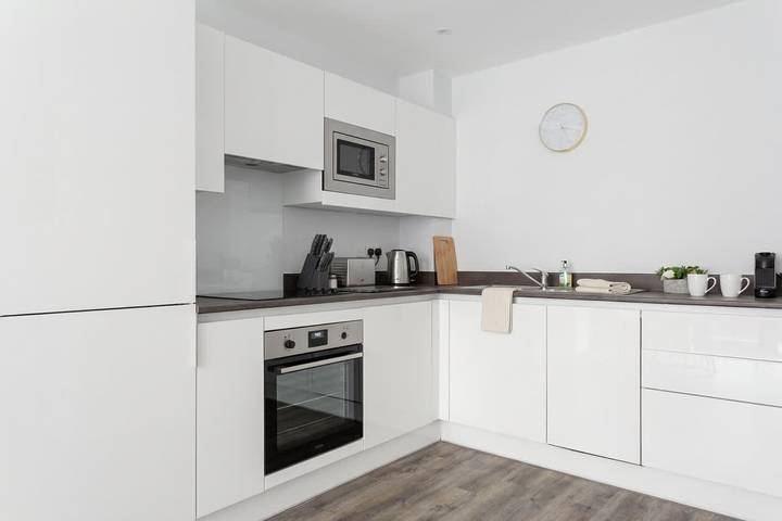 Ganze Wohnung, Modern 1Br Apt in Central Brum with Balcony in Birmingham, Birmingham und Umgebung