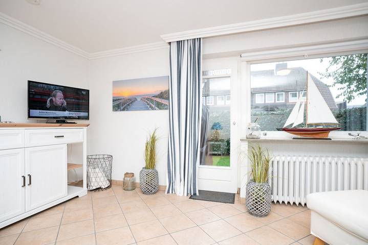 Ferienhaus für 4 Personen, mit Terrasse und Garten in Westerland - 3