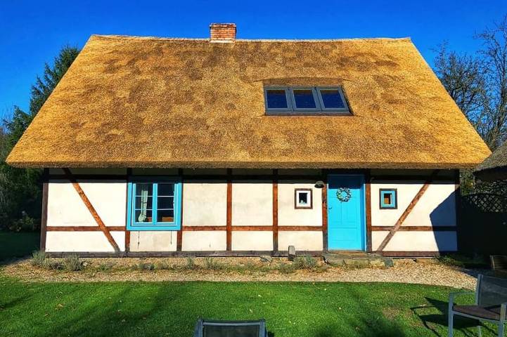Vacation house for 6 people, with hot tub and yard - 1
