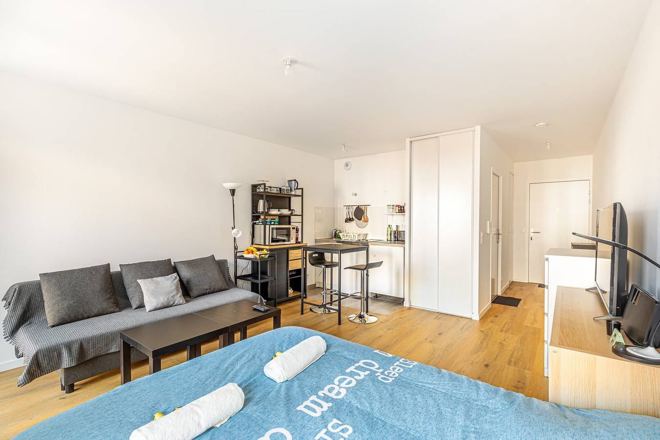 Estudio entero, Guestready - Bonito y acogedor estudio con balcón in Nanterre, Altos del Sena