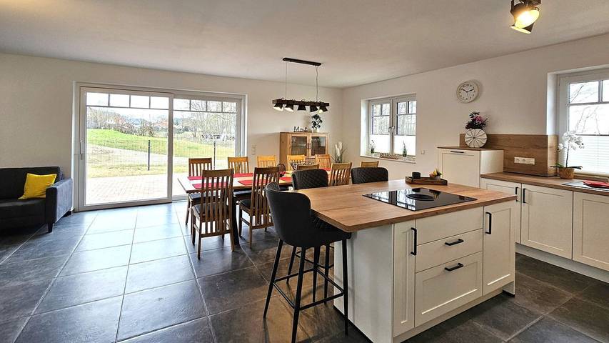 Ferienhaus für 10 Personen, mit Terrasse und Garten in Biendorf - 3