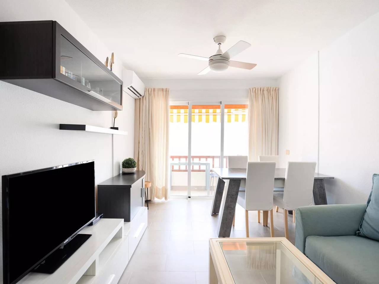 Ganze Wohnung, 3 Zimmer 6 Personen in La Caleta, Adeje