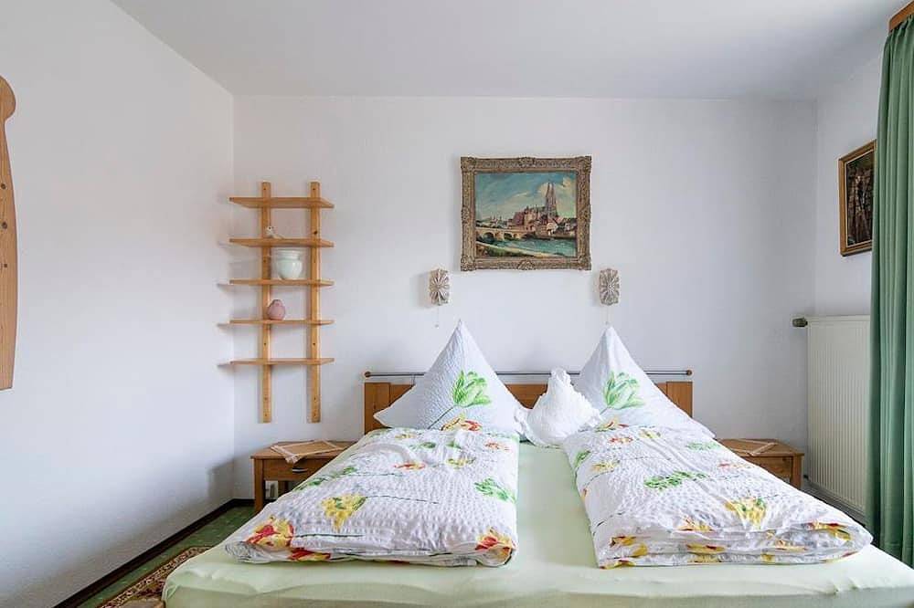 Ganze Wohnung, Ferienwohnung - Gästehaus Aschauer in Weissbach an der Alpenstrasse, Schneizlreuth