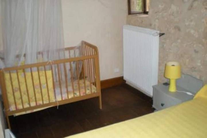 Location de vacances pour 7 personnes, avec terrasse et jardin à Saint-Martin-de-Fressengeas - 3