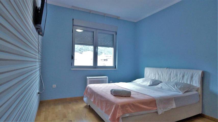 Gîte pour 7 personnes, avec vue et balcon à Budva - 3