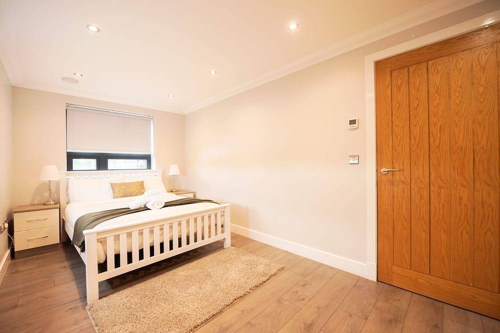 Entire apartment, Malthouse Court - Premium 2-Bed 2-Bath w/ Balcony in Reading, Berkshire