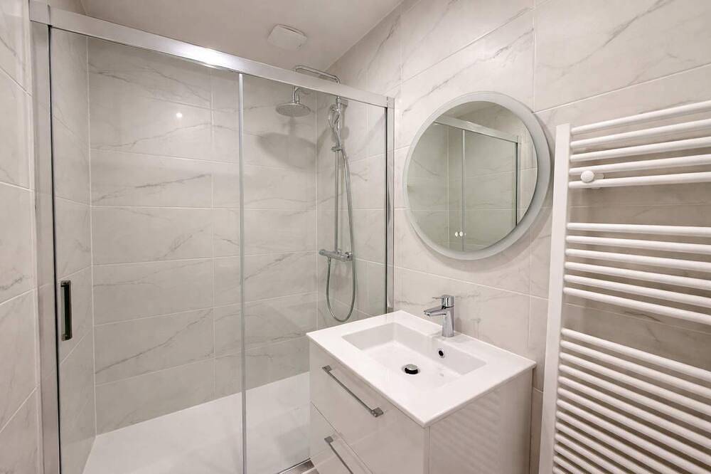 Entire apartment, Charmant appartement a Aubervilliers, 4 personnes in Aubervilliers, Seine-Saint-Denis