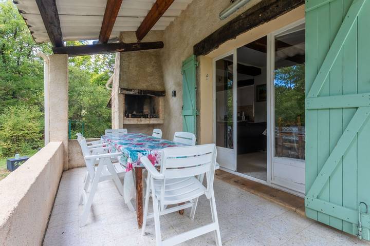 Ferienhaus für 8 Personen, mit Garten in Alpes-de-Haute-Provence