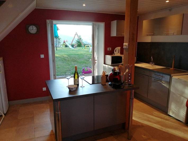 Gîte pour 4 personnes, avec terrasse ainsi que jardin et jacuzzi à Moux-en-Morvan - 3