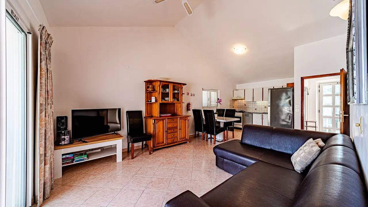 Ganze Ferienwohnung, Ferienwohnung für 5 Personen (53 m²) in Kneza in Račišće (Dalmatien), Korcula