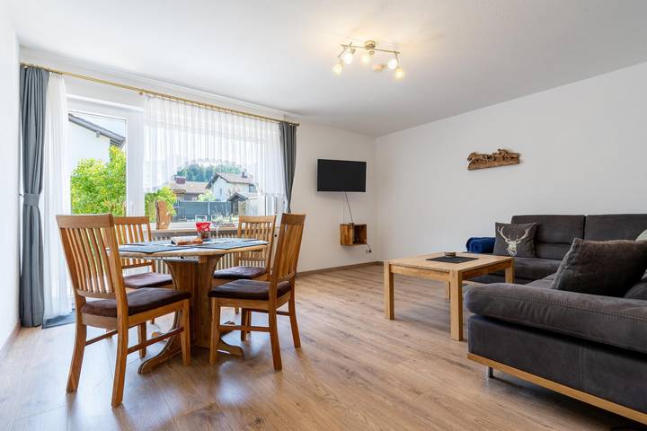 Ferienhaus für 5 Personen, mit Balkon und Terrasse sowie Garten im Allgäu - 2