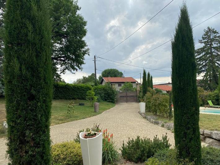 Maison d’hôte pour 2 personnes, avec jardin ainsi que terrasse et piscine, animaux acceptés dans l' Isère - 4