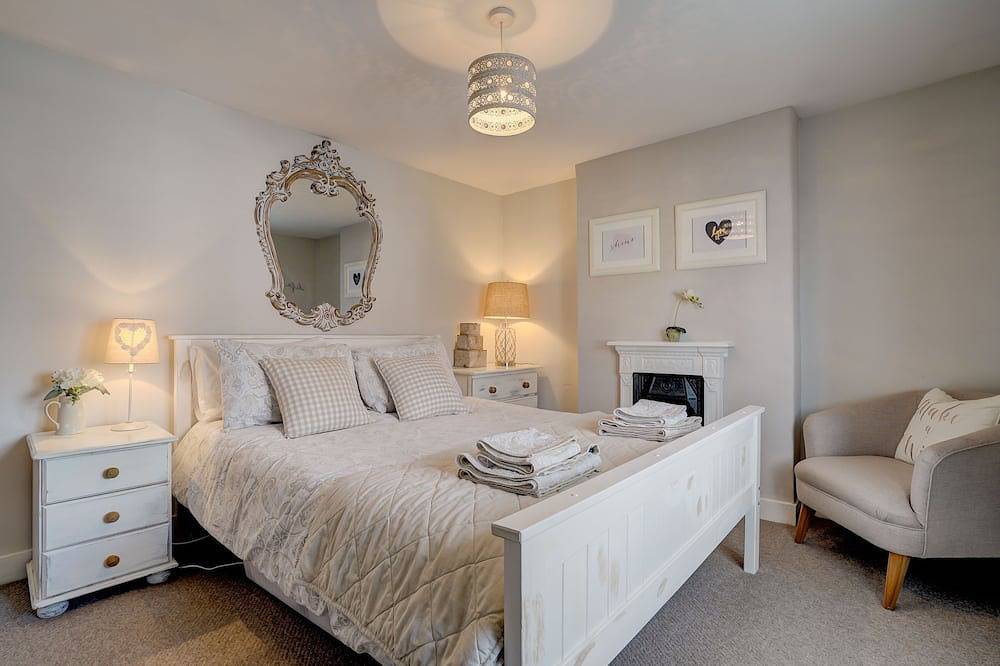 April Cottage | Charming Coastal Cottage Near the Beach in Winterton-on-Sea in Great Yarmouth, The Broads