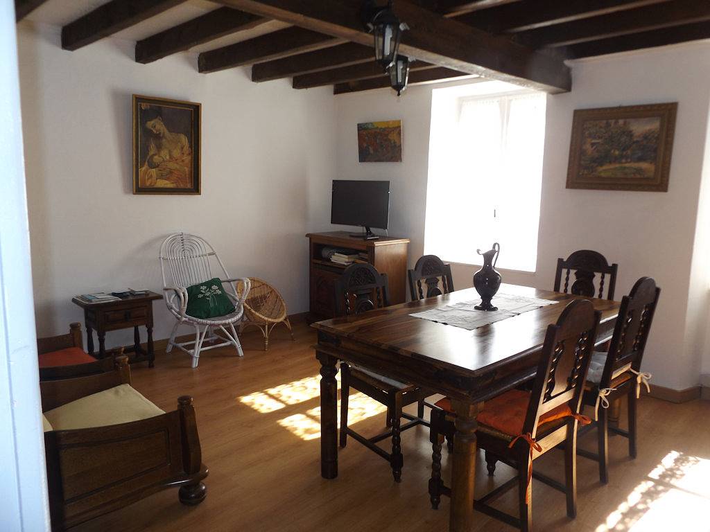 Charmante maison de village in Quérigut, Ariège