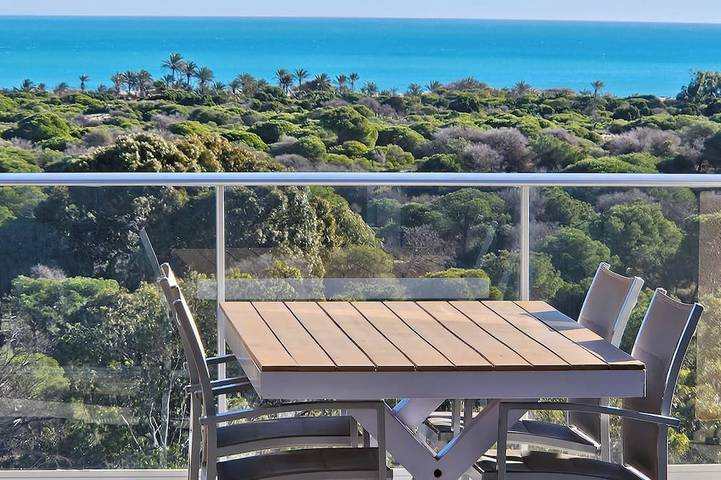 Appartement de vacances pour 5 personnes, avec piscine ainsi que jacuzzi et terrasse, animaux acceptés