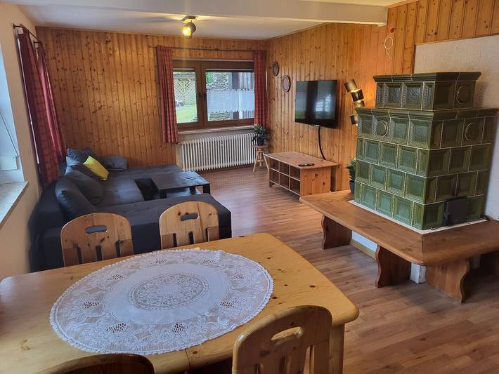Ferienwohnung für 3 Personen, mit Balkon und Garten - 1