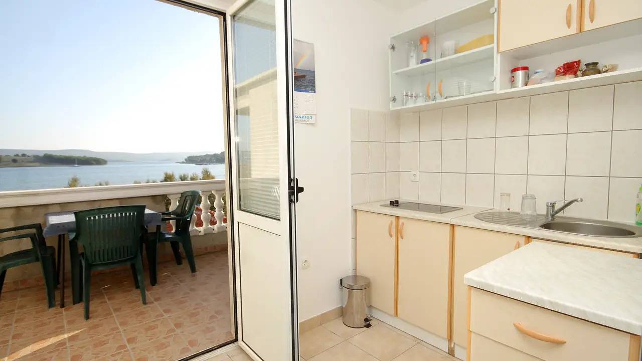 Ganzes Studio, Studio für 3 Personen (24 m²) in Mrljane in Nevidane, Pasman