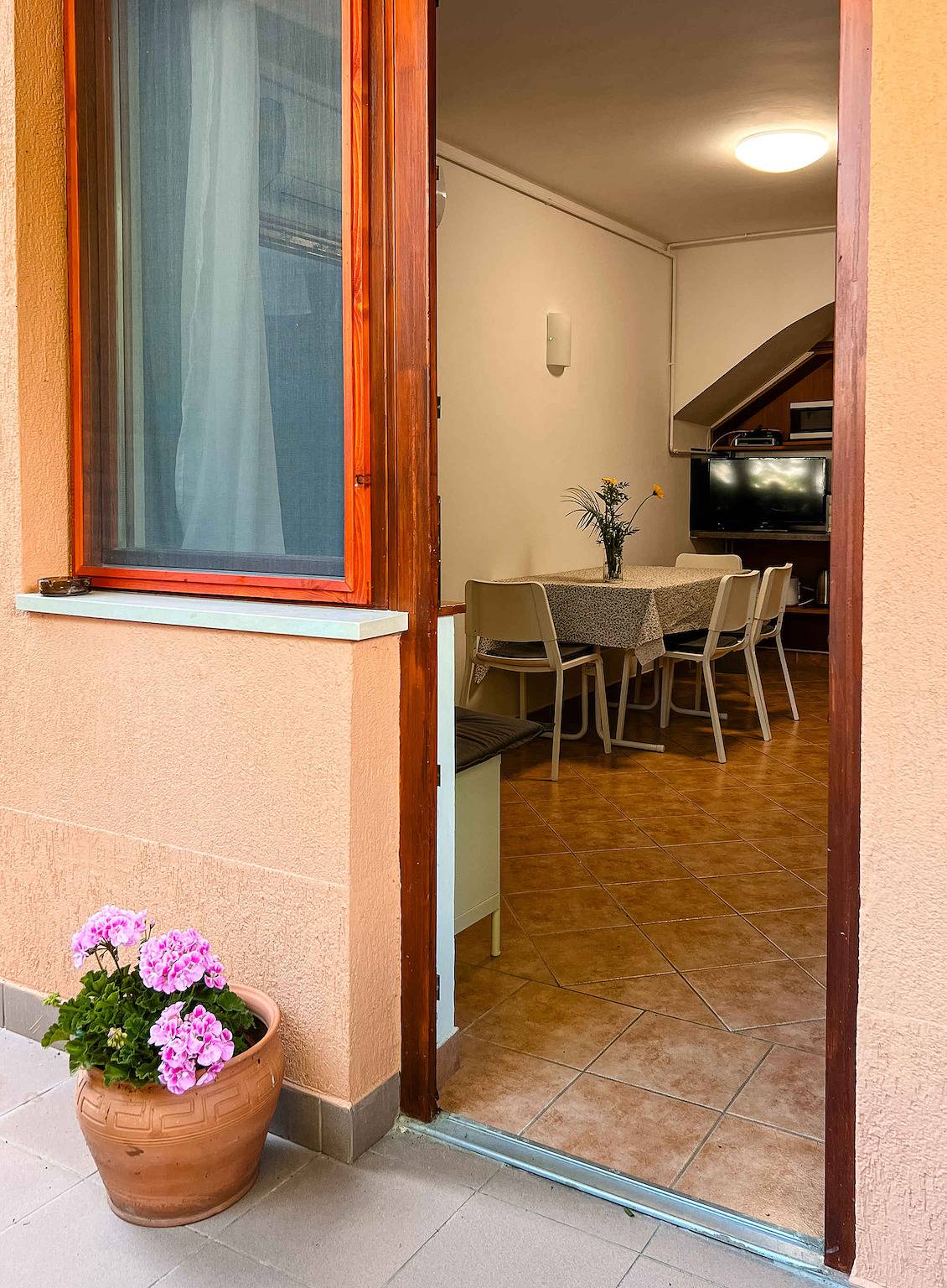 Ganze Ferienwohnung, Ferienwohnung nur 30 m vom Strand entfernt  in Balatonboglar, Plattensee Südufer