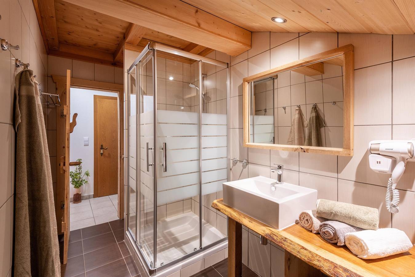 Ganze Ferienwohnung, Hintenberg Lodge in Itter, Brixental
