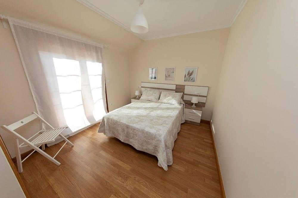 Entire apartment, Urb. Sea Penthouse Terrace in O Vicedo, Galician Coast