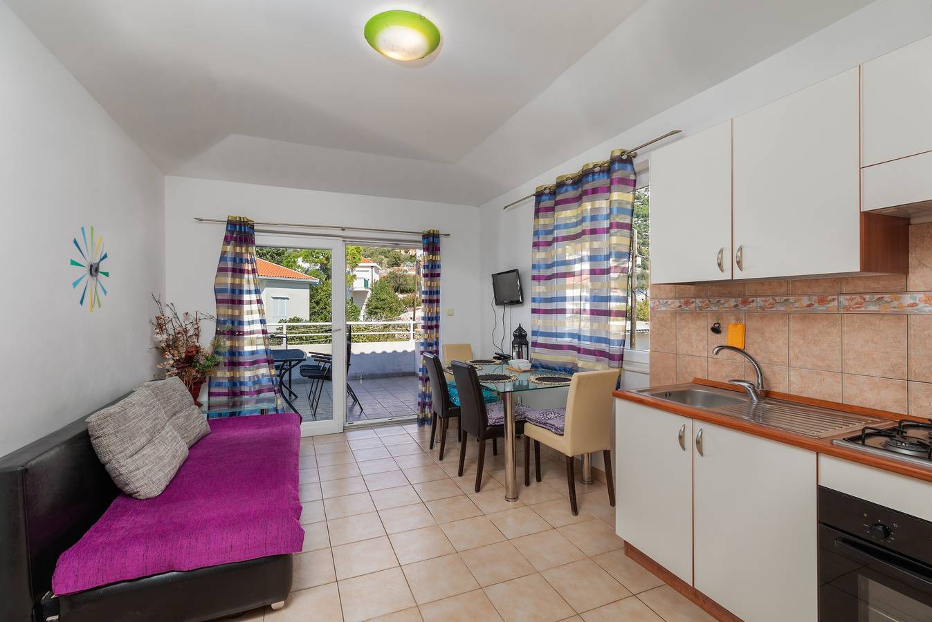 Ganze Wohnung, Apartments by the sea Igrane, Makarska - 22690 in Igrane, Makarska Riviera