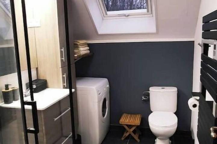 Gîte pour 4 personnes, avec Jacuzzi et Terrasse ainsi que Jardin et Piscine à Fosses-la-Ville - 4