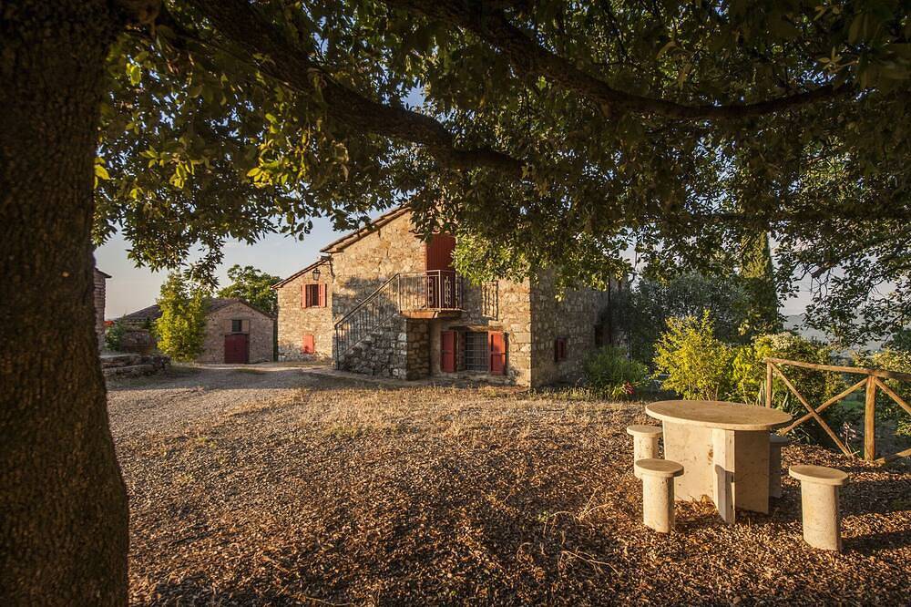 Ganze Wohnung, Apartment B with Pool San Ansano in Civitella Paganico, Grosseto Provinz