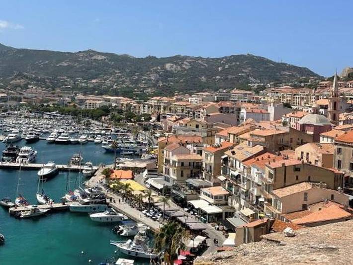 Camping U Libecciu - Mobilhome 6 personas - 4 habitaciones 6 personas in Calvi, Region de Calvi