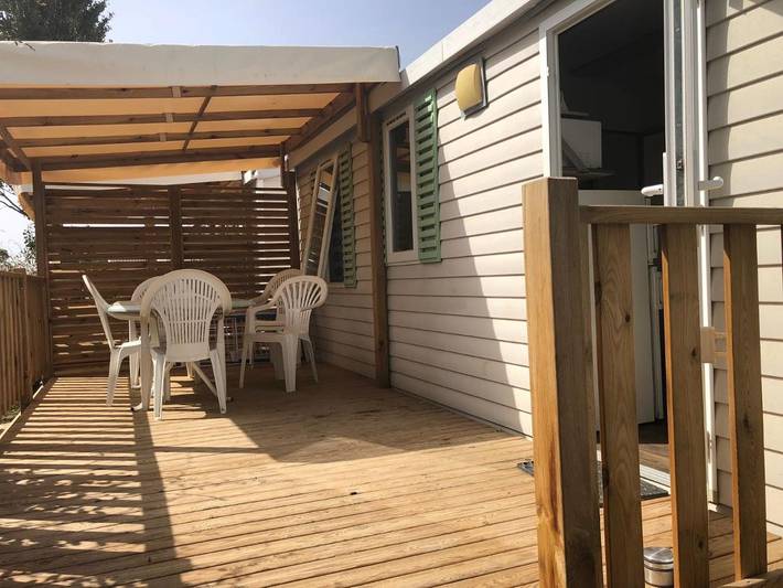 Camping pour 6 personnes, avec piscine ainsi que terrasse et bassin pour enfant, animaux acceptés à Port-la-Nouvelle - 4