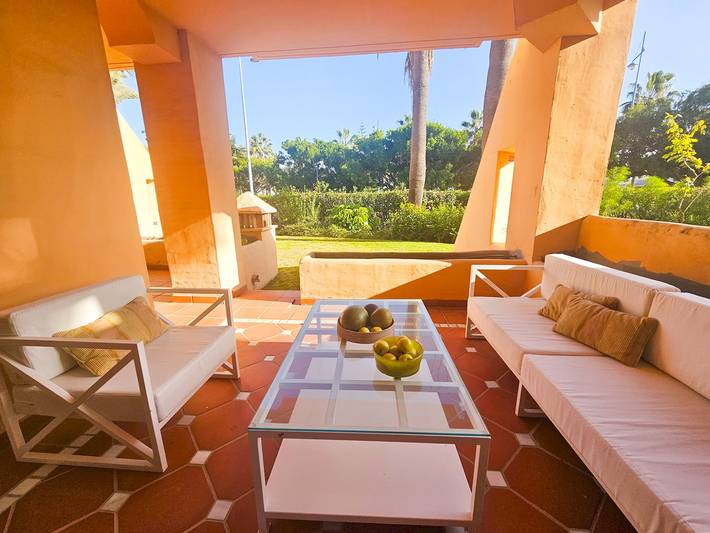 Appartement entier, Beachfront Apartment in San Pedro - Pass the Keys in San Pedro Alcantara, Marbella