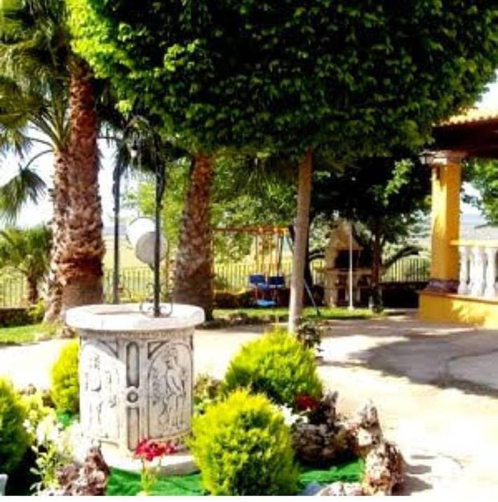 Chalet para 20 personas, con terraza y jardín además de vistas y piscina en Sierra de Hornachuelos - 2