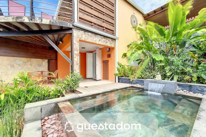 Studio pour 2 personnes, avec jardin ainsi que jacuzzi et terrasse - 1