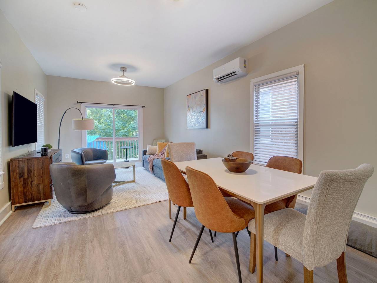 Apartamento entero, Comfy 3 Br Retreat: mins to Nyc - 3 nt min/inquire in Jersey City, Condado de Hudson