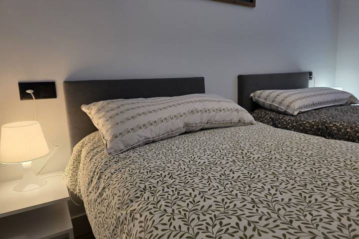 Apartamento entero, Acogedor apartamento de 100 m², a 300 m de la playa de Poniente in Distrito Centro (Gijón), Gijón
