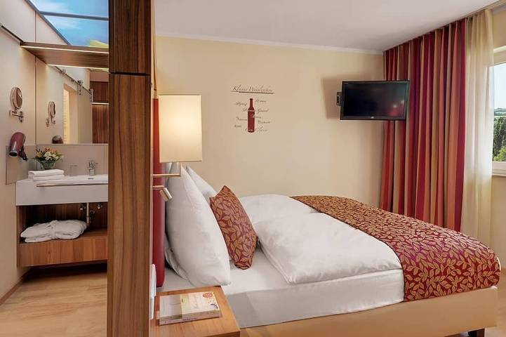 Ferienhaus für 2 Personen, mit Garten und Sauna in Grünstadt