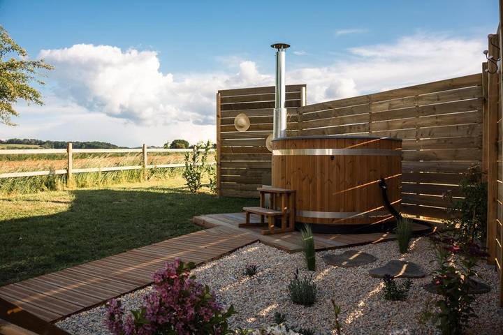 Tente pour 2 personnes, avec terrasse ainsi que vue et jardin dans le Calvados - 3