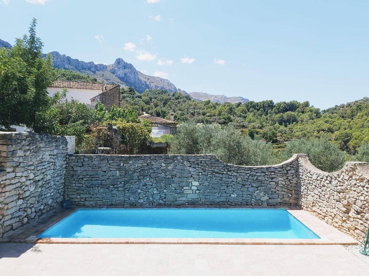 Casa de vacaciones para 18 personas con jardín in Vall de Gallinera, Interior de Alicante