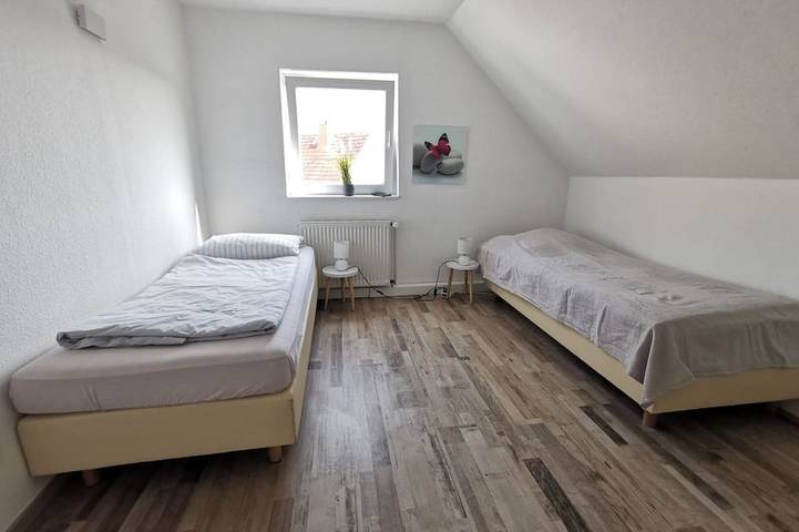 Grand logement directement adjacent à Kassel (jusqu'à 20 personnes sur demande) in Baunatal, Arrondissement de Cassel