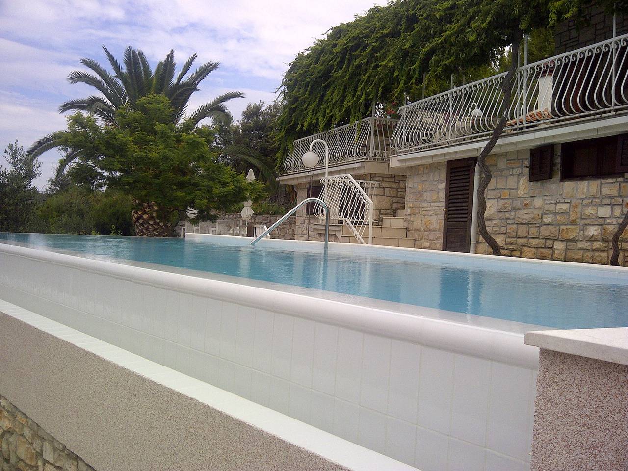 Fyrrumshus med terrass och utsikt över havet Vik Pribinja, Hvar K-15324 in Hvar City, Hvar