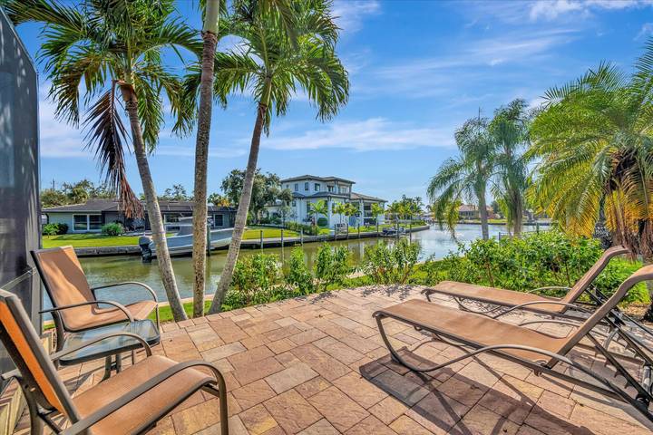Holiday home for 8 people, with balcony and garden, child-friendly in Florida