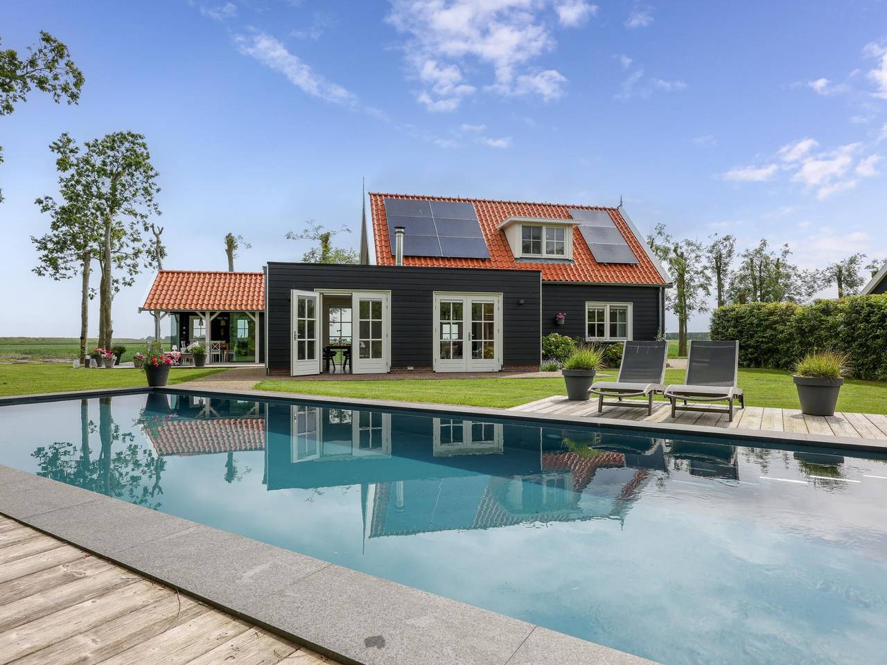 Villa mit privatem Pool an der Oosterschelde in Kamperland, Zeeuwse Kust