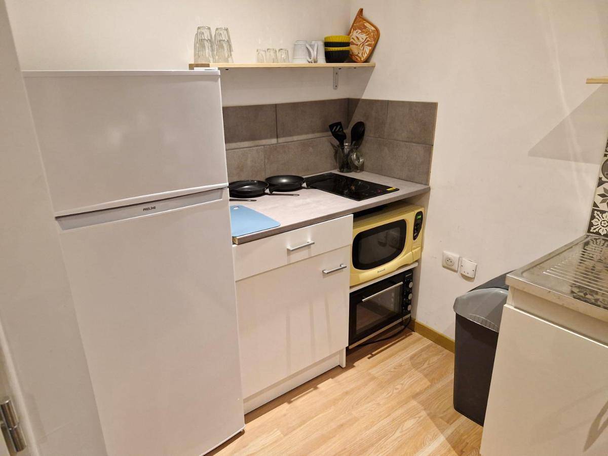 Appartement entier, One-Bedroom Apartment in Bourg-en-Bresse, Région de Bourg-en-Bresse