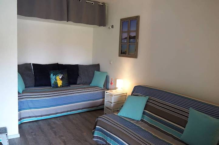 Gîte pour 3 personnes, avec jardin et terrasse dans La Bergerie - 2