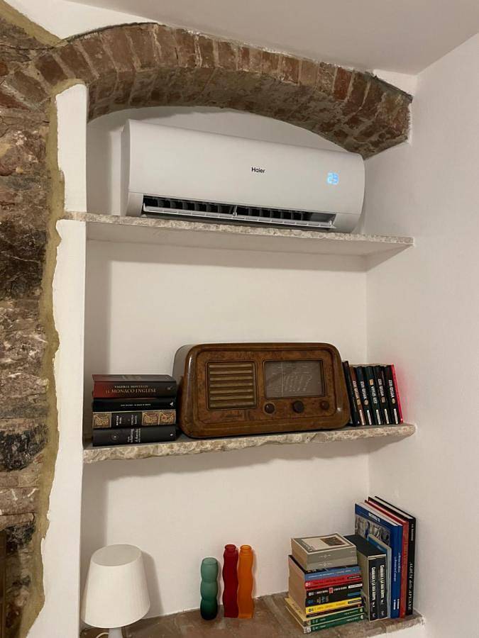 Gîte pour 2 personnes, avec jardin ainsi que terrasse et vue à Carrare - 2